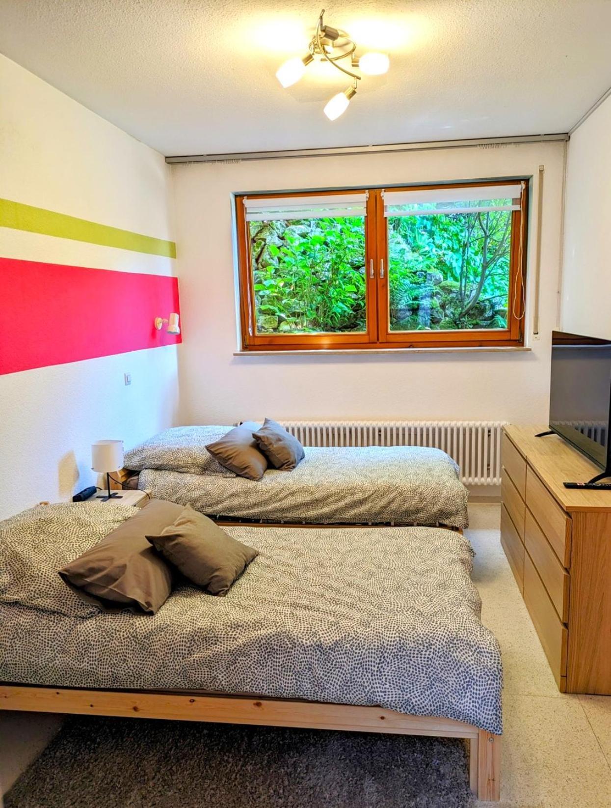 4 Zimmer Geraeumige Und Ruhig Gelegene Ferien- Und Monteurwohnung Nur Fuer Sie Allein Aujvari Vermietungen Spiegelberg Kültér fotó