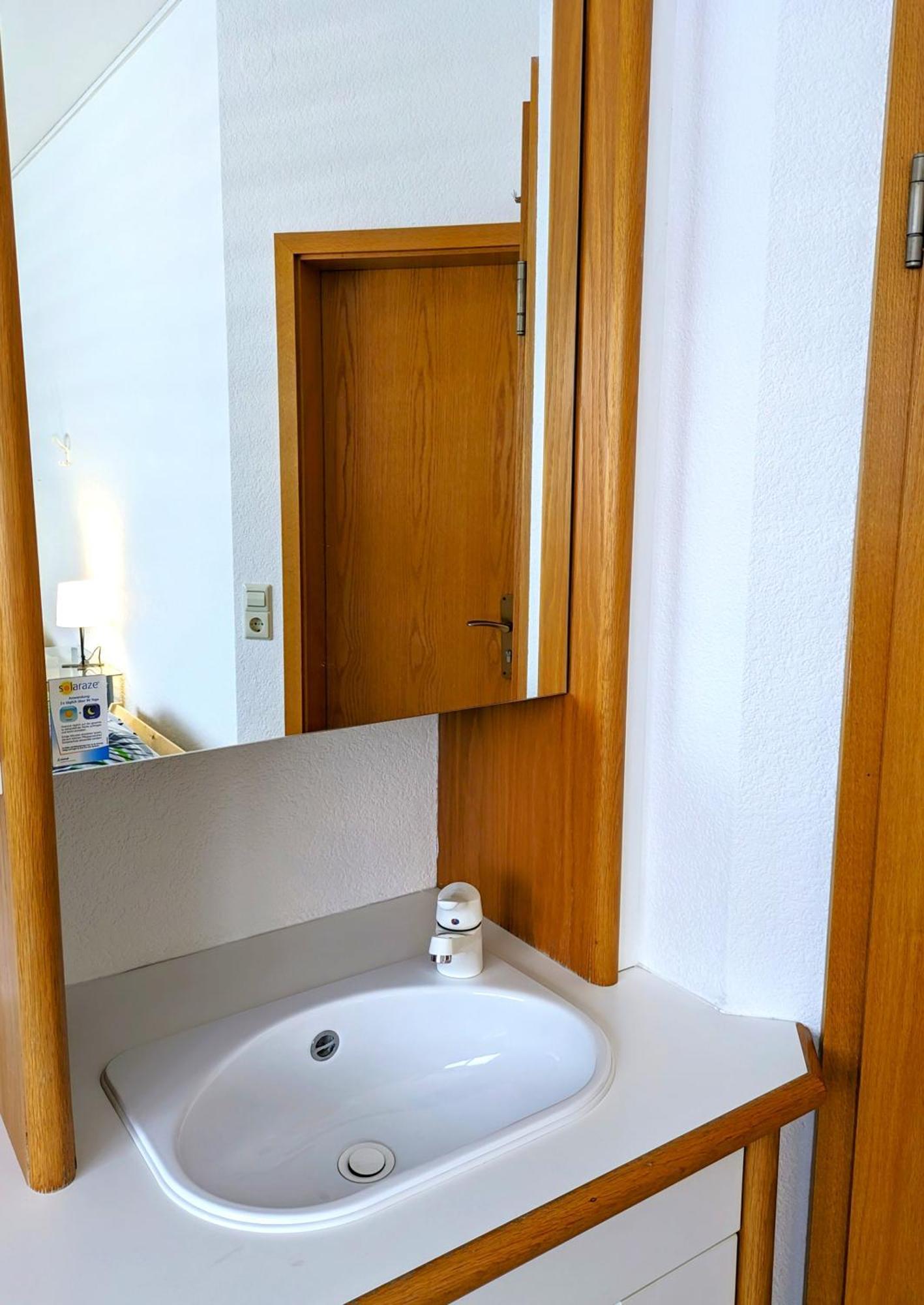 4 Zimmer Geraeumige Und Ruhig Gelegene Ferien- Und Monteurwohnung Nur Fuer Sie Allein Aujvari Vermietungen Spiegelberg Kültér fotó